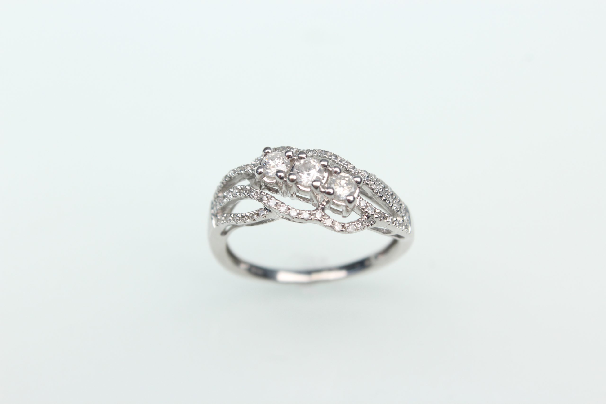 Swirl Spring Diamond Midi Ring | Radiant Bay