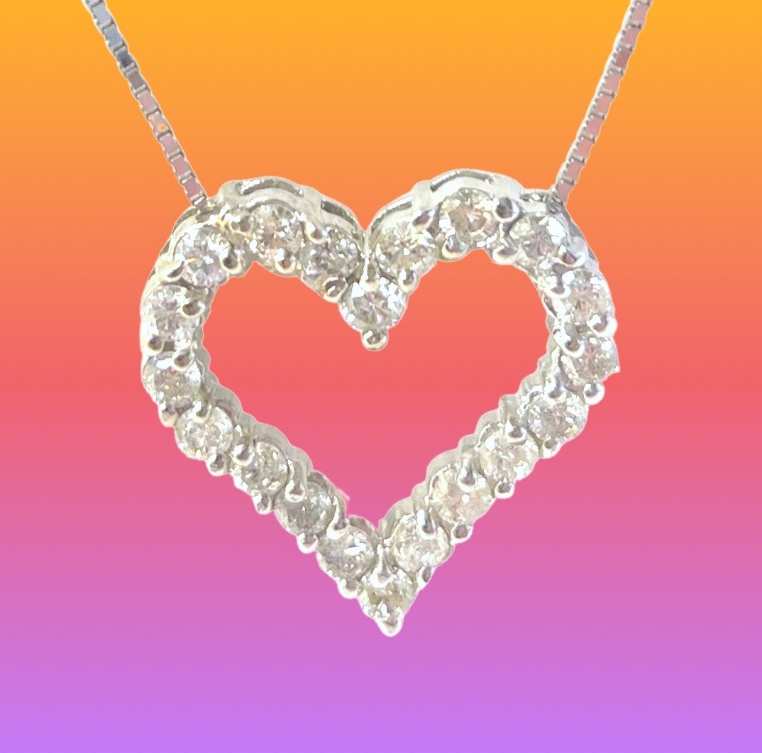 Ari Silver Pave Crystal Heart Necklace in White Crystal | Kendra Scott