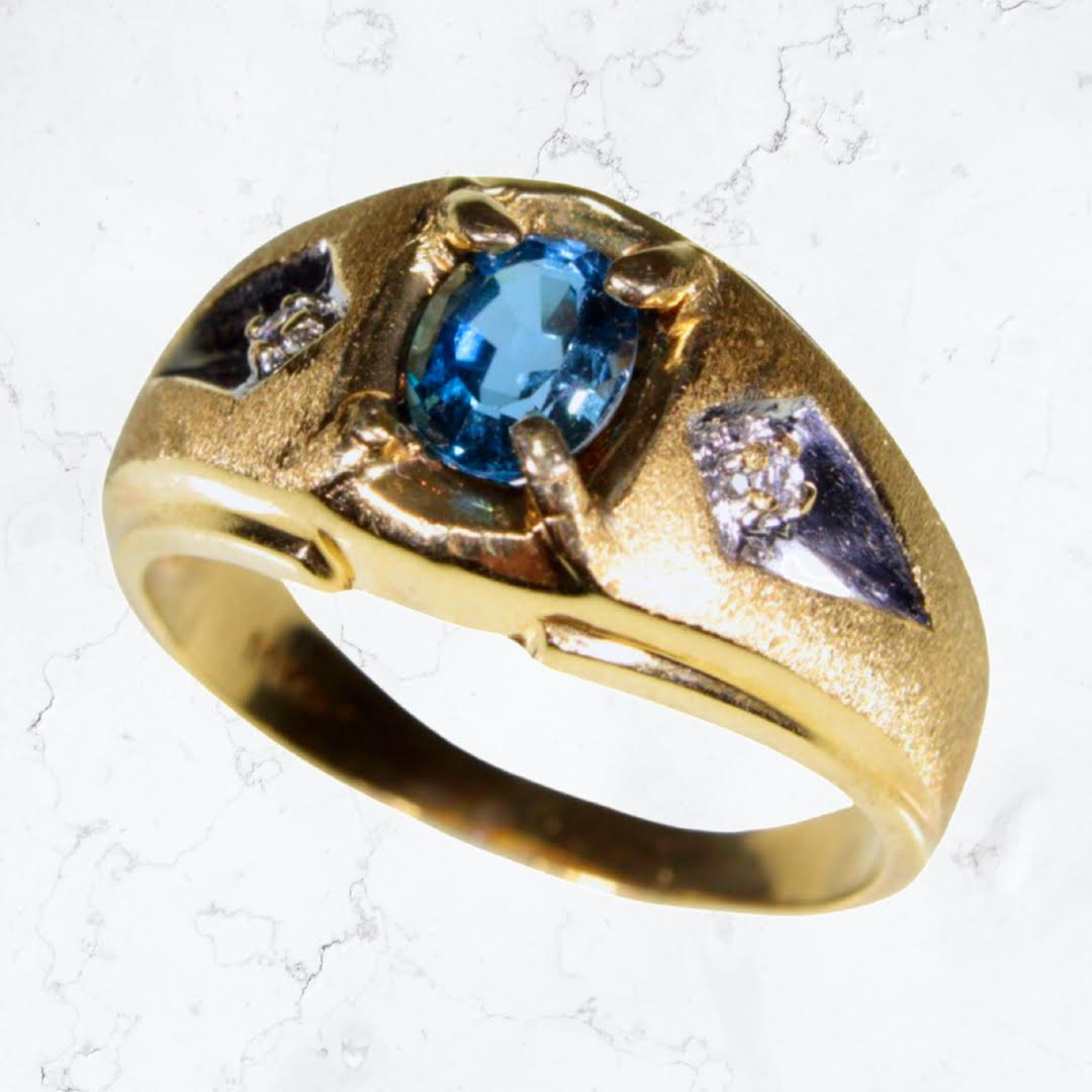 Get the Perfect Men's Blue Topaz Rings | GLAMIRA.in